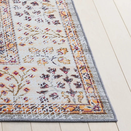 Safavieh Tucson 4'-0" x 6'-0" Rug in Grey Green / Beige