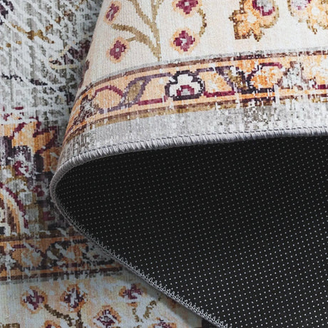 Safavieh Tucson 4'-0" x 6'-0" Rug in Grey Green / Beige