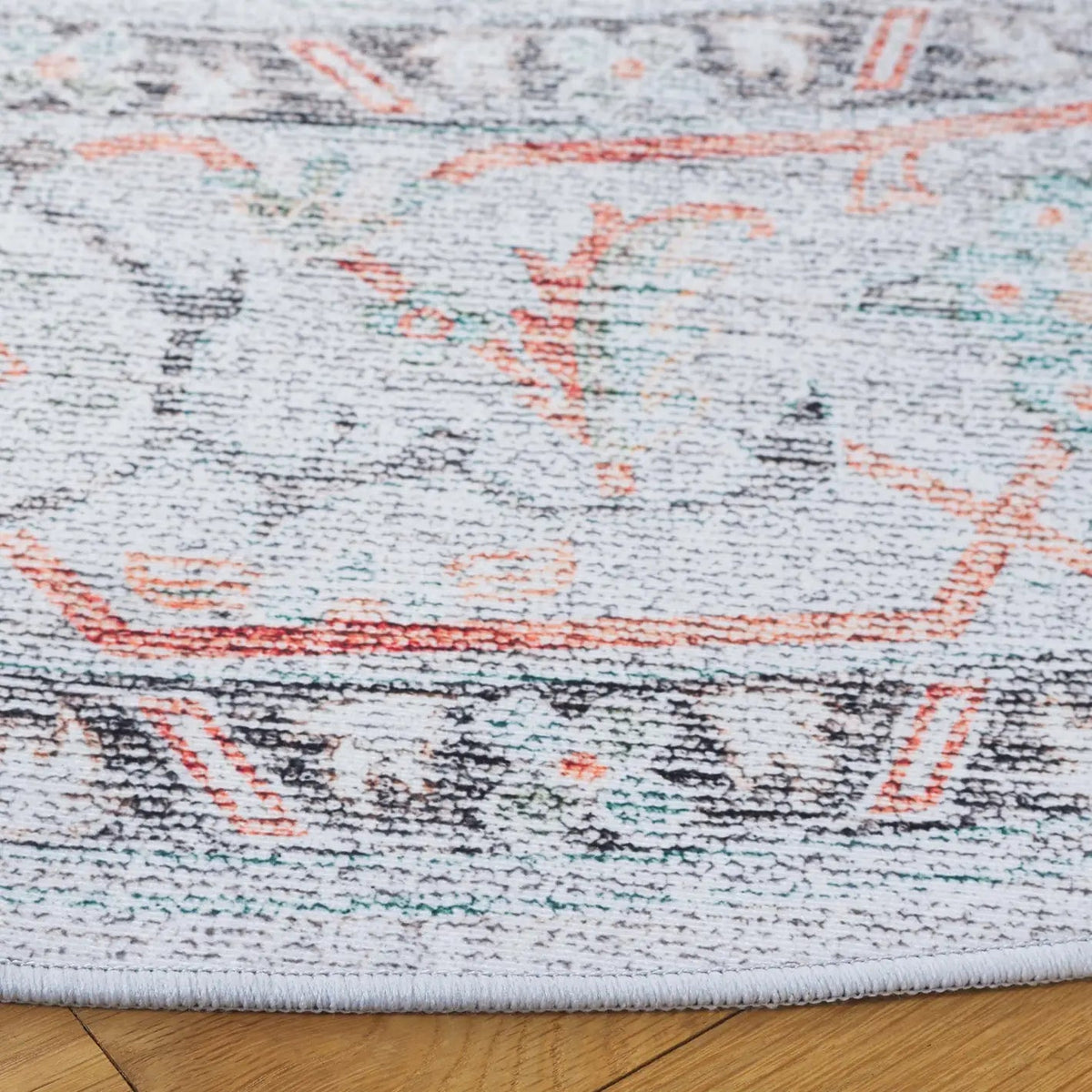 Safavieh Tucson 6'-0" x 6'-0" Rug in Light Grey / Light Green