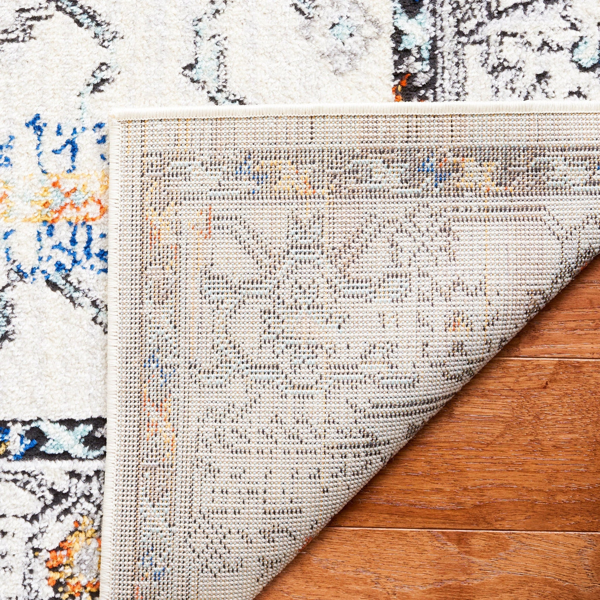 Safavieh Tulum Tul661A Ivory Grey/Blue Rust Rug.