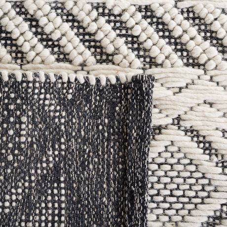 Safavieh Vermont Vrm157Z Ivory/Black Rug.