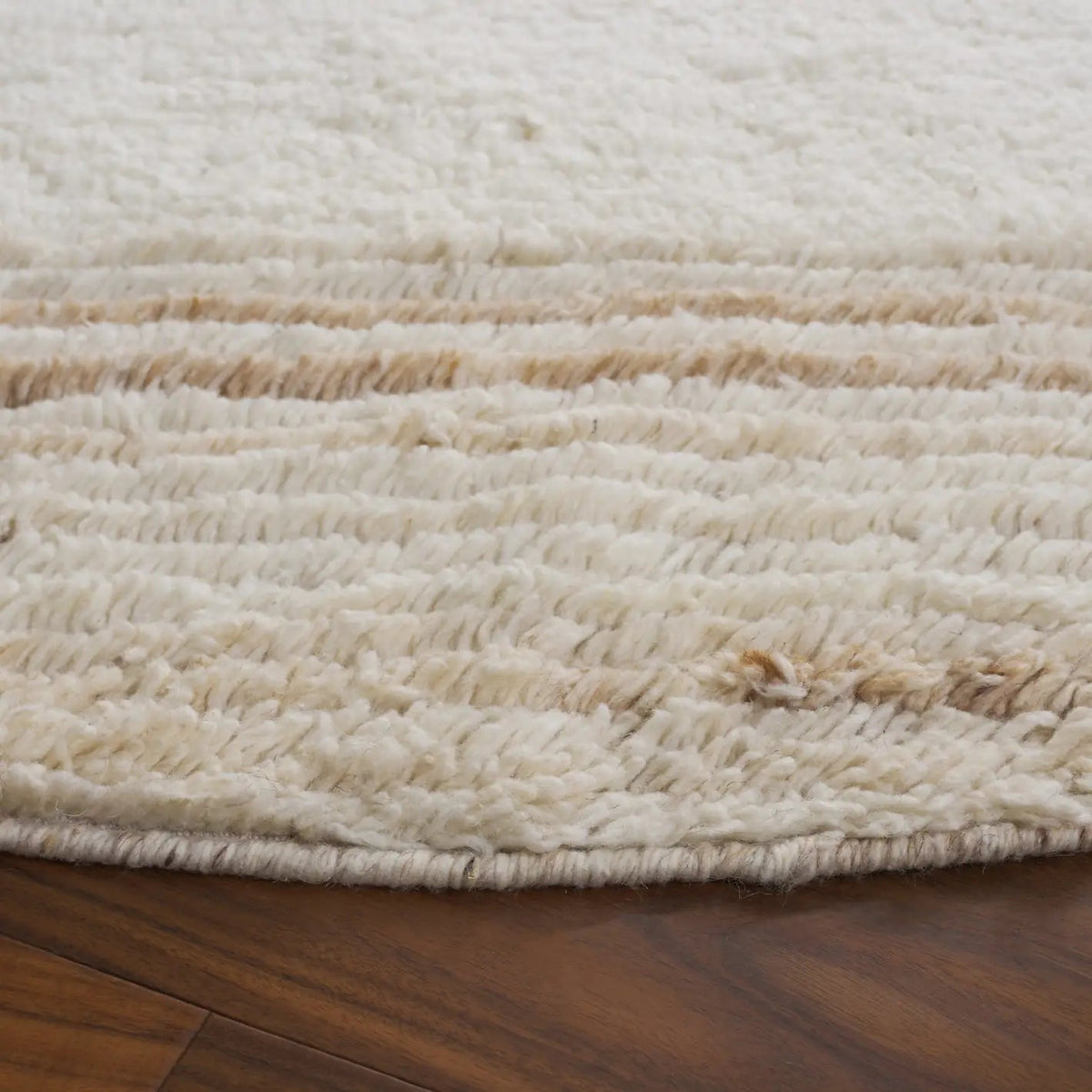 Safavieh Vermont 6'-0" x 6'-0" Rug in Ivory / Beige