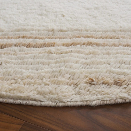 Safavieh Vermont 6'-0" x 6'-0" Rug in Ivory / Beige