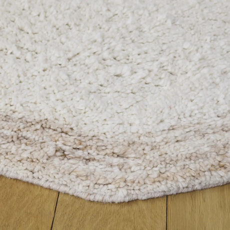 Safavieh Vermont 6'-0" x 6'-0" Rug in Ivory / Beige