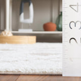 Safavieh Vermont 4'-0" x 6'-0" Rug in Ivory / Beige