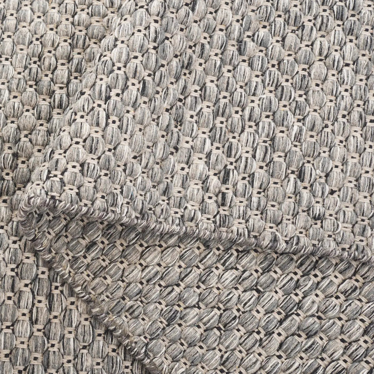 Safavieh Vermont 4'-0" x 6'-0" Rug in Grey