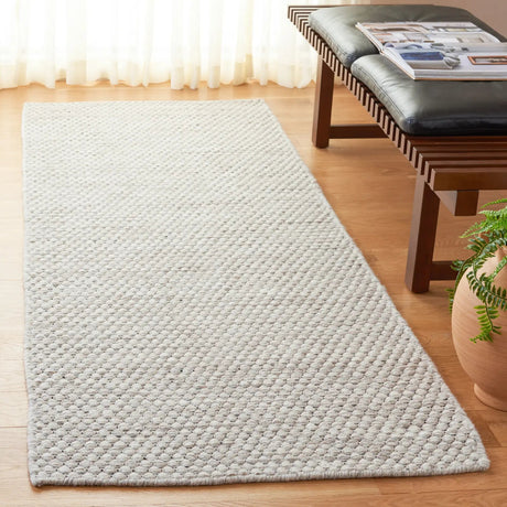 Safavieh Vermont 2'-3" x 8'-0" Rug in Light Grey / Ivory