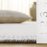 Safavieh Vermont 4'-0" x 6'-0" Rug in Ivory / Grey