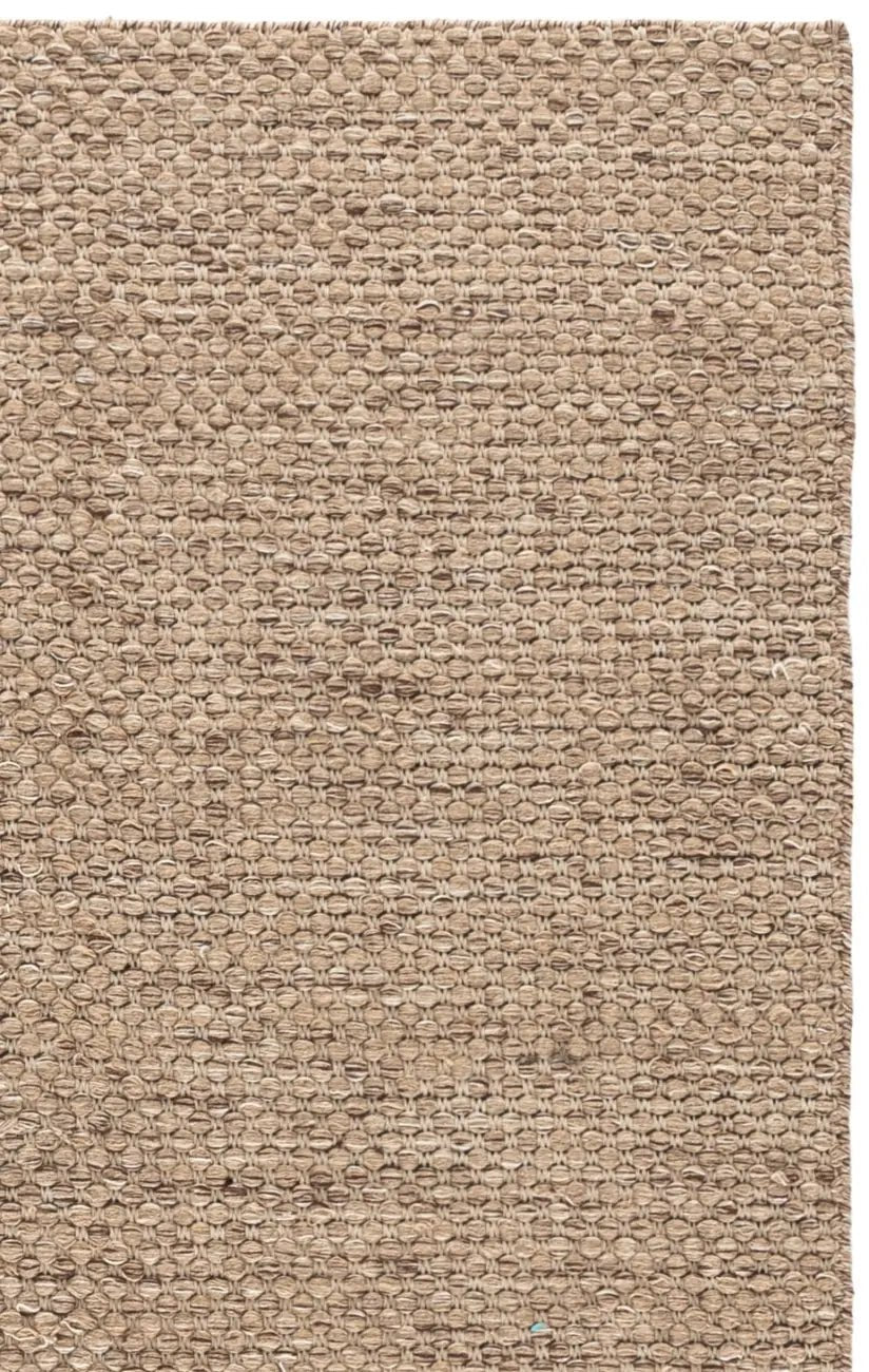 Safavieh Vermont 5'-0" x 8'-0" Rug in Sand / Ivory