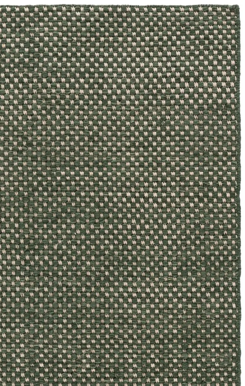 Safavieh Vermont 5'-0" x 8'-0" Rug in Green / Ivory