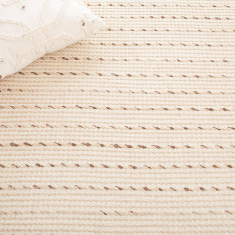 Safavieh Vermont Vrm904A Ivory/Beige Rug.
