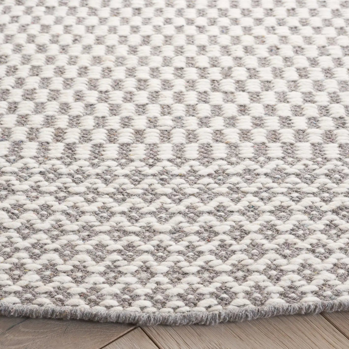 Safavieh Vermont 6'-0" x 6'-0" Rug in Grey / Ivory