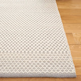 Safavieh Vermont 4'-0" x 6'-0" Rug in Grey / Ivory