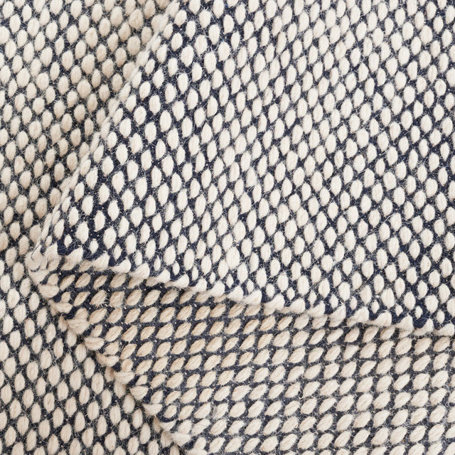 Safavieh Vermont Vrm907N Navy/Ivory Rug.