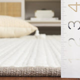 Safavieh Vermont 4'-0" x 6'-0" Rug in Beige / Ivory