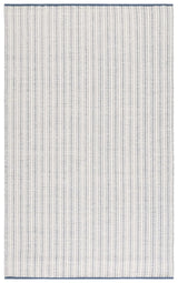 Safavieh Vermont 4'-0" x 6'-0" Rug in Light Blue