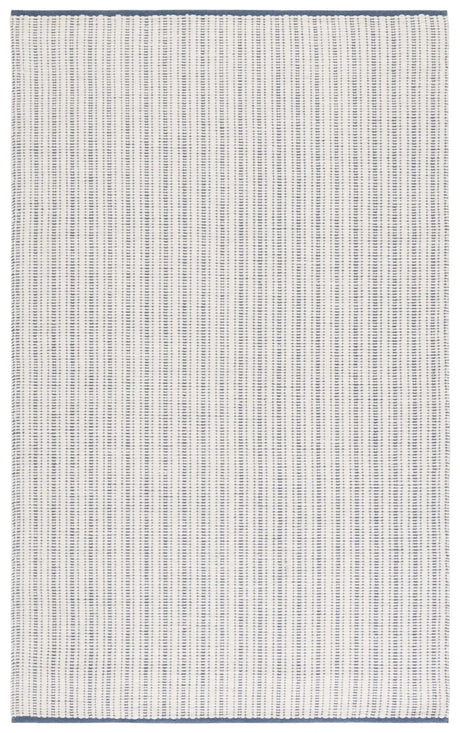 Safavieh Vermont 4'-0" x 6'-0" Rug in Light Blue