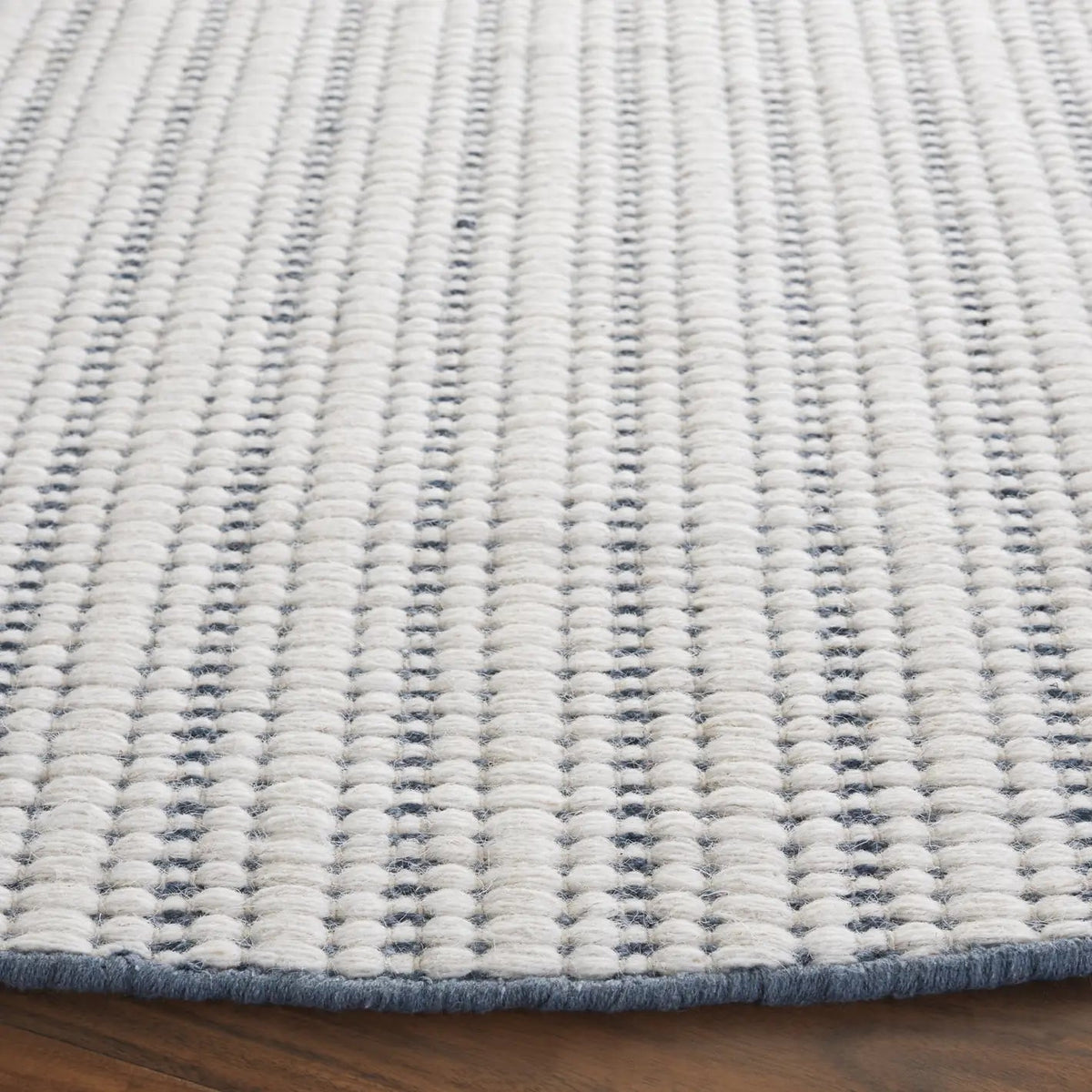 Safavieh Vermont 6'-0" x 6'-0" Rug in Light Blue