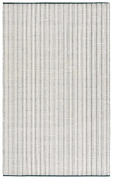 Safavieh Vermont 4'-0" x 6'-0" Rug in Green / Ivory
