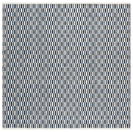 Safavieh Vermont 6'-0" x 6'-0" Rug in Navy / Ivory