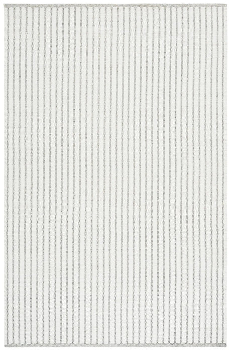 Safavieh Vermont 4'-0" x 6'-0" Rug in Beige / Ivory