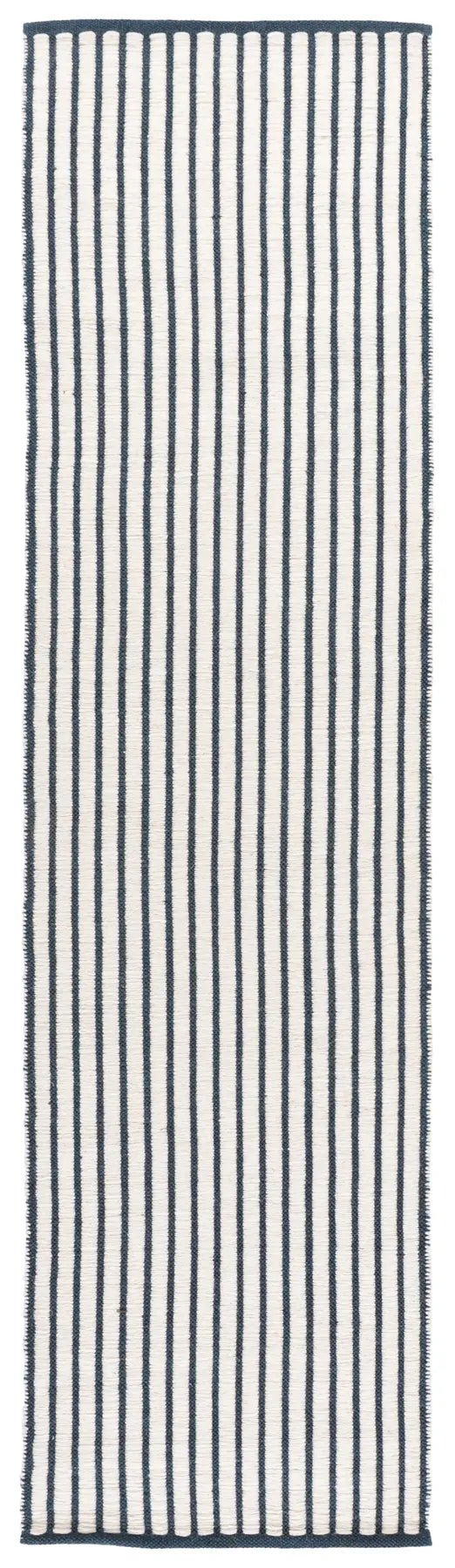 Safavieh Vermont 2'-3" x 9'-0" Rug in Navy / Blue