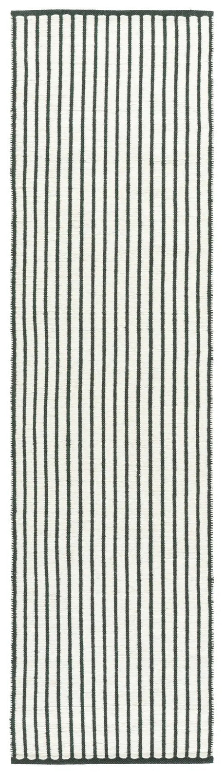 Safavieh Vermont 2'-3" x 9'-0" Rug in Dark Green / Ivory