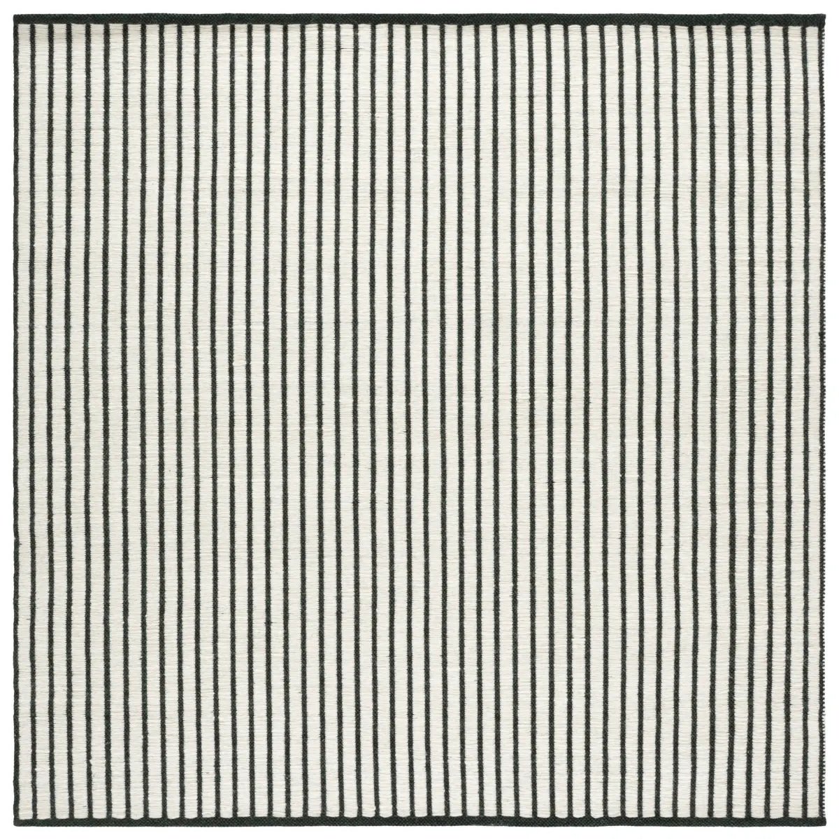Safavieh Vermont 6'-0" x 6'-0" Rug in Dark Green / Ivory