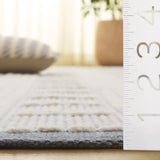 Safavieh Vermont 4'-0" x 6'-0" Rug in Light Blue / Ivory