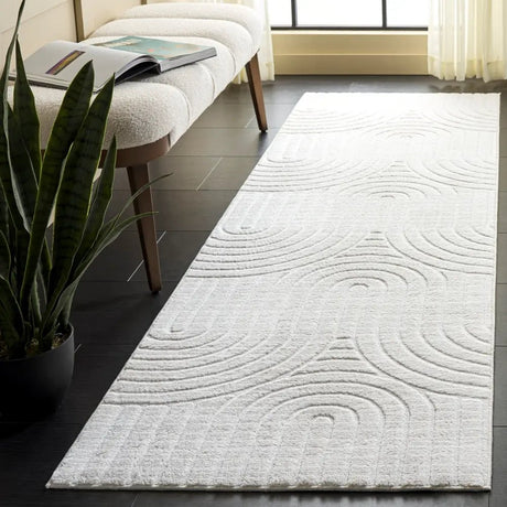 Safavieh Versailles 2'-6" x 8'-0" Rug in Ivory