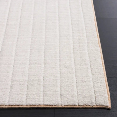 Safavieh Versailles 5'-0" x 8'-0" Rug in Ivory
