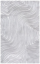 Safavieh Versailles 4'-0" x 6'-0" Rug in Ivory / Black