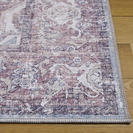 Safavieh Vintage Heriz 800 5'-3" x 7'-6" Rug in Red / Blue