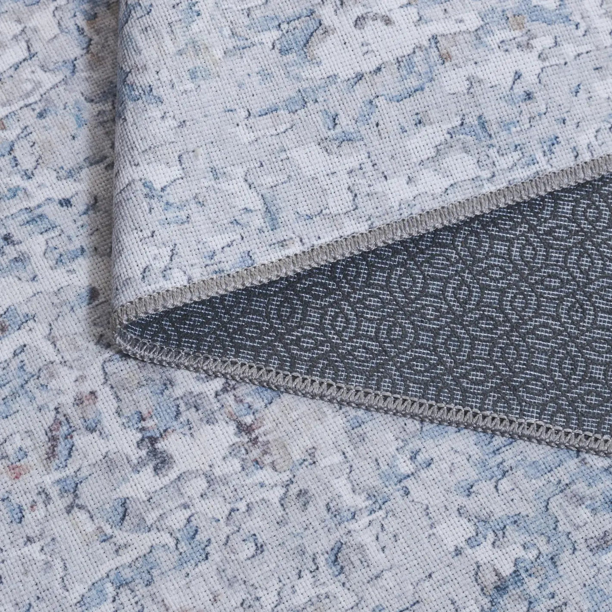 Safavieh Vintage Heriz 800 5'-3" x 7'-6" Rug in Grey / Blue