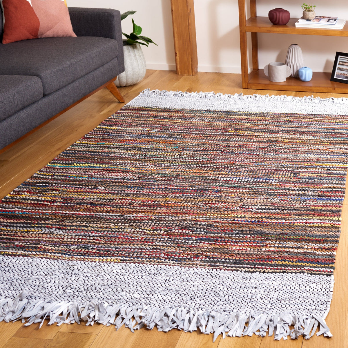 Safavieh Vintage Leather Vtl310Q Red/Yellow Rug.