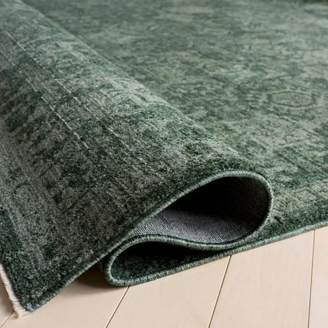 Safavieh Vintage Overdye 5'-0" x 8'-0" Rug in Green