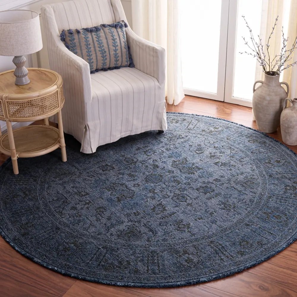 Safavieh Vintage Overdye 6'-7" x 6'-7" Rug in Navy
