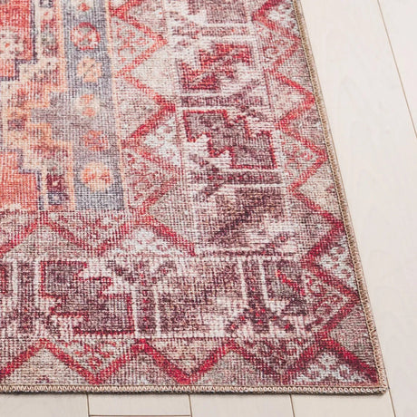 Safavieh Vintage Serapi 600 5'-1" x 7'-6" Rug in Red / Blue
