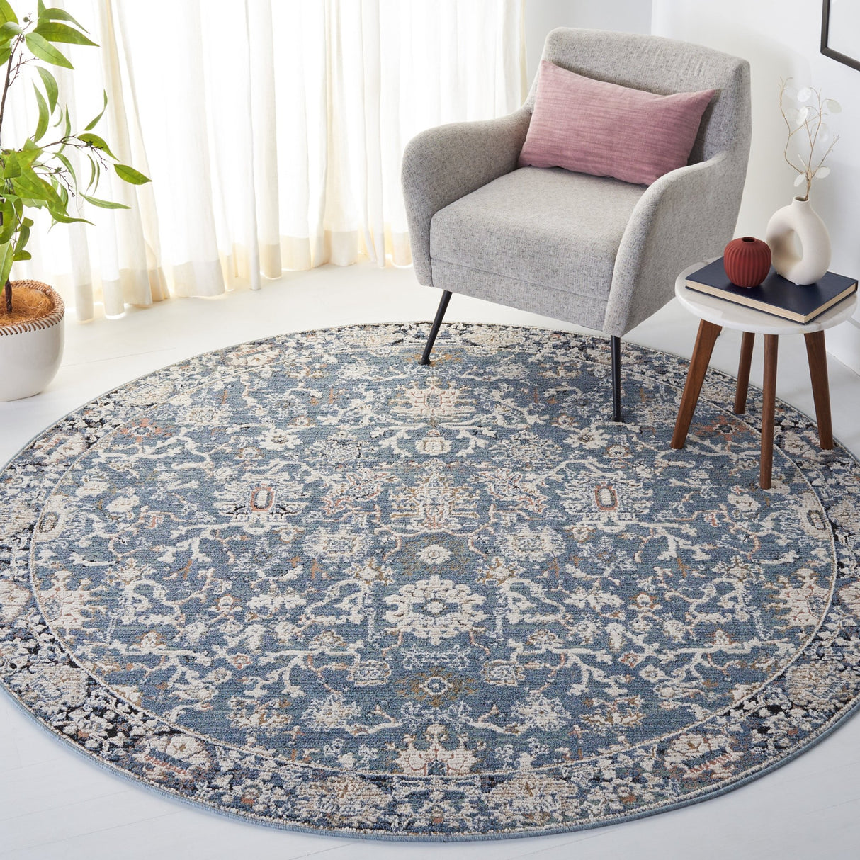 Safavieh Vivaldi Viv561N Navy/Ivory Rug.