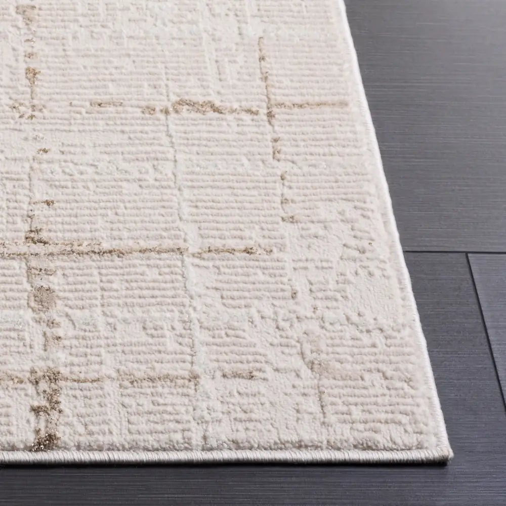 Safavieh Whisper 5'-3" x 7'-6" Rug in Ivory / Beige