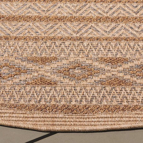 Safavieh Wicker 6'-7" x 6'-7" Rug in Grey / Brown
