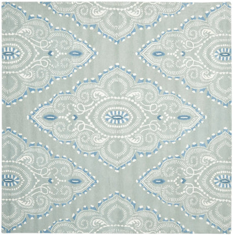 Safavieh Wyndham 7'-0" x 7'-0" Rug in Blue / Ivory