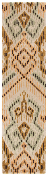 Safavieh Wyndham 2'-3" x 9'-0" Rug in Brown / Ivory