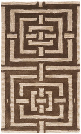 Safavieh Wyndham 2'-6" x 4'-0" Rug in Brown