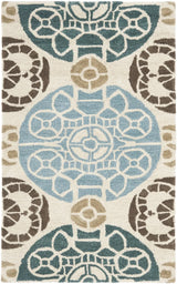 Safavieh Wyndham 2'-0" x 3'-0" Rug in Beige / Blue