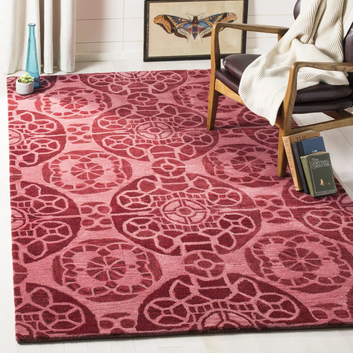 Safavieh Wyndham 5'-0" x 8'-0" Rug in Red