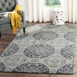 Safavieh Wyndham 5'-0" x 8'-0" Rug in Silver / Blue