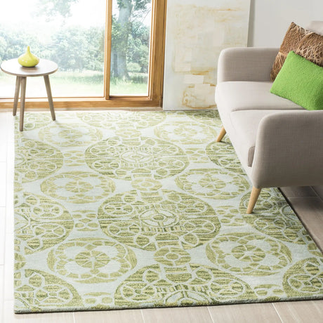 Safavieh Wyndham 5'-0" x 8'-0" Rug in Turquoise / Green