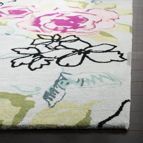 Safavieh Wyndham 5'-0" x 8'-0" Rug in Blue / Multi