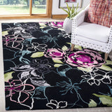 Safavieh Wyndham 5'-0" x 8'-0" Rug in Black / Multi